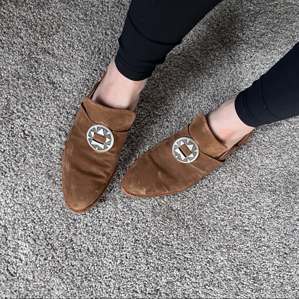Freda Salvador Keen Bolo suede slip on miles
